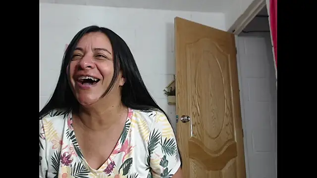 Dulce Anita online show from June 2026 09:48:02 PM