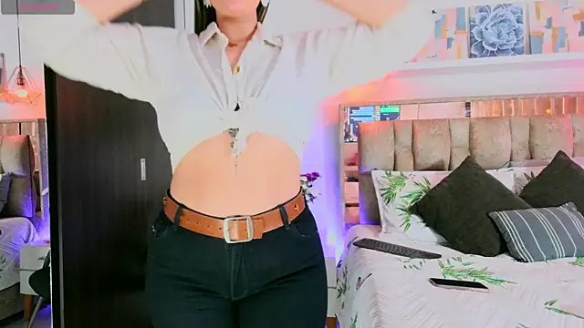 Dulce Morrys online show from May 2026 02:35:02 PM