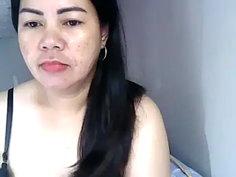 Snapshot of starlete69 chatting on January 2025 08:18:01 PM starlete69 online show from January 2025 08:18:01 PM