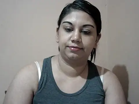 bellachow10 online show from May 2026 06:50:02 PM