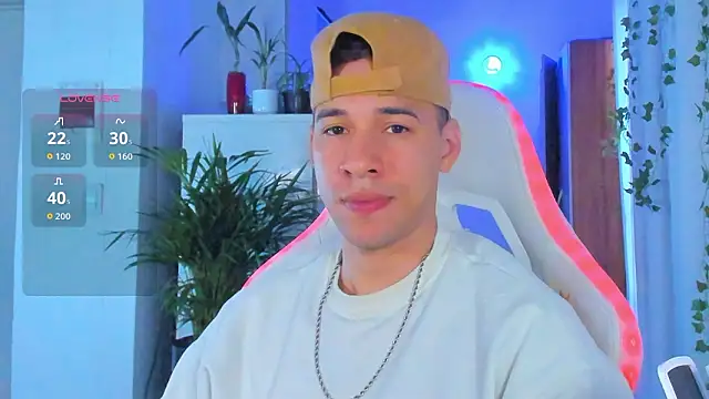 Snapshot of petter_coleman_ chatting on February 2026 10:13:02 PM petter coleman online show from February 2026 10:13:02 PM