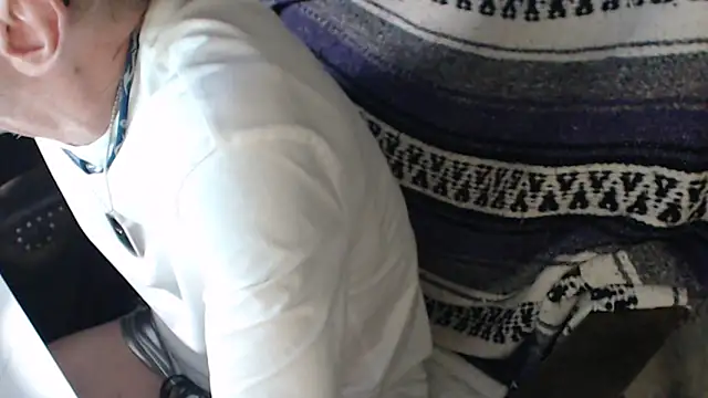 QueenDenizeAndTheCaptain online show from October 2025 02:37:02 AM