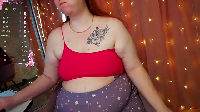Snapshot of Mia_Bows chatting on July 2026 12:46:01 AM Mia Bows online show from July 2026 12:46:01 AM