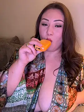 RosieDixx online show from May 2026 05:47:01 AM