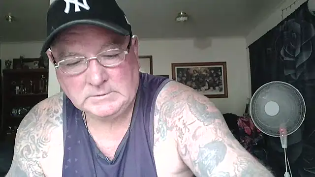 Snapshot of HOTANAL chatting on March 2026 12:24:02 AM HOTANAL online show from March 2026 12:24:02 AM