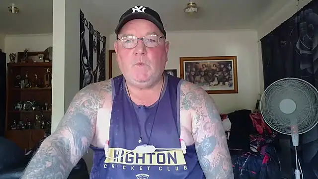 Snapshot of HOTANAL chatting on March 2026 01:24:02 AM HOTANAL online show from March 2026 01:24:02 AM