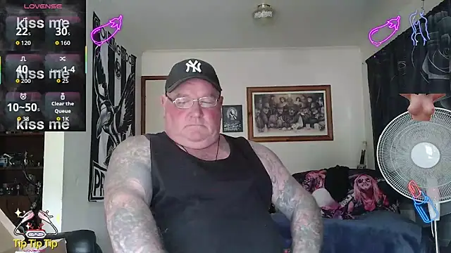 Snapshot of HOTANAL chatting on March 2026 01:22:02 AM HOTANAL online show from March 2026 01:22:02 AM