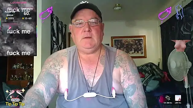 Snapshot of HOTANAL chatting on March 2026 11:06:01 PM HOTANAL online show from March 2026 11:06:01 PM