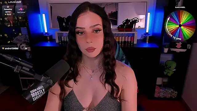 Snapshot of SofiRusselle chatting on November 2025 05:23:01 PM SofiRusselle online show from November 2025 05:23:01 PM