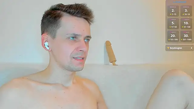 Snapshot of Jasper_Sun chatting on March 2025 09:23:01 PM Jasper Sun online show from March 2025 09:23:01 PM