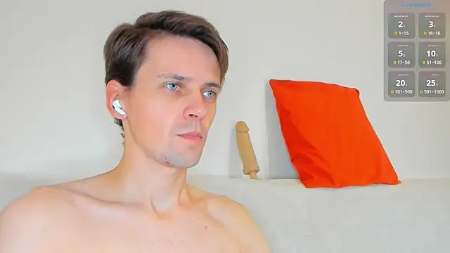 Snapshot of Jasper_Sun chatting on October 2025 09:06:01 PM Jasper Sun online show from October 2025 09:06:01 PM