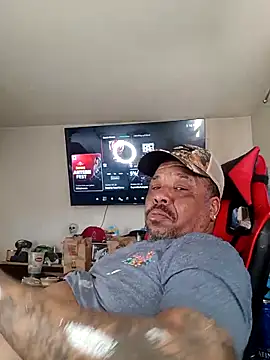 yellowwetfox online show from March 2025 09:11:02 PM