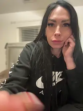 Snapshot of annablisss chatting on February 2026 12:07:01 AM annablisss online show from February 2026 12:07:01 AM