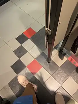 Snapshot of CrazzyChicks chatting on September 2025 07:45:01 AM CrazzyChicks online show from September 2025 07:45:01 AM