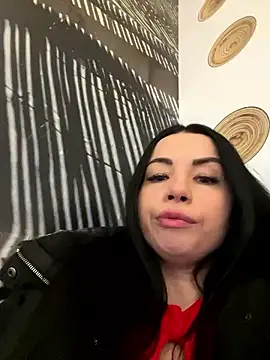 Snapshot of CrazzyChicks chatting on January 2026 05:34:02 AM CrazzyChicks online show from January 2026 05:34:02 AM