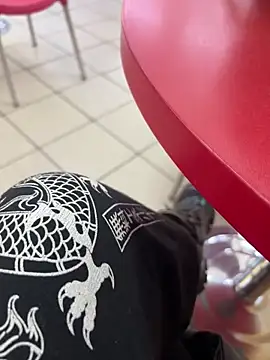 Snapshot of CrazzyChicks chatting on March 2026 05:55:01 AM CrazzyChicks online show from March 2026 05:55:01 AM