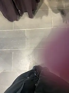 Snapshot of CrazzyChicks chatting on March 2026 05:13:01 AM CrazzyChicks online show from March 2026 05:13:01 AM