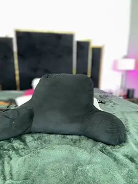 KarissaChantelle online show from December 2024 08:54:02 PM