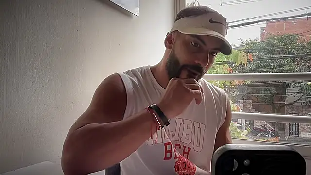 romeolovedark online show from January 2026 07:45:01 PM