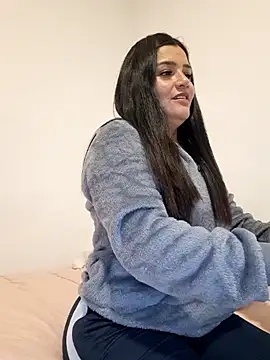 Snapshot of laura_dirtyhot chatting on December 2024 05:13:01 PM laura dirtyhot online show from December 2024 05:13:01 PM