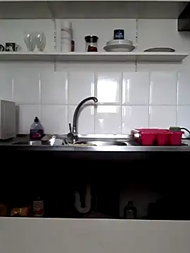 Moi Lina online show from December 2024 12:49:01 PM