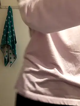 Moi Lina online show from February 2025 03:10:02 PM