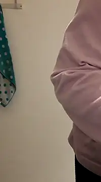 Moi Lina online show from March 2025 02:33:02 PM