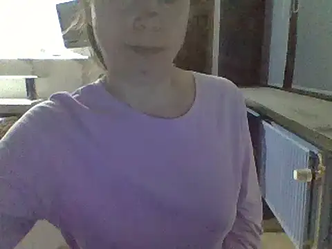 Moi Lina online show from March 2025 01:02:02 AM