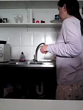 Moi Lina online show from March 2026 03:58:01 PM