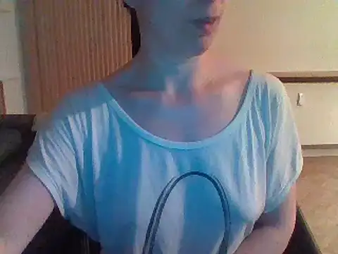 Moi Lina online show from July 2026 10:45:01 PM