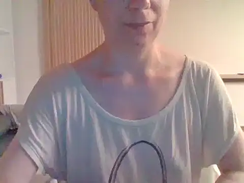 Moi Lina online show from July 2026 09:36:02 PM