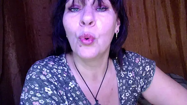 karina ren  online show from February 2025 12:28:01 PM