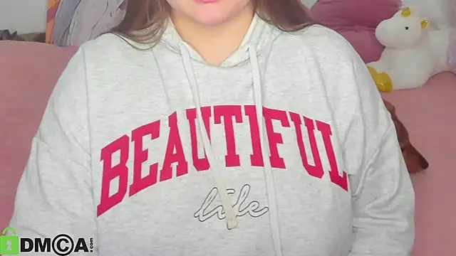 Snapshot of NataliEvans chatting on January 2025 07:34:01 PM NataliEvans online show from January 2025 07:34:01 PM