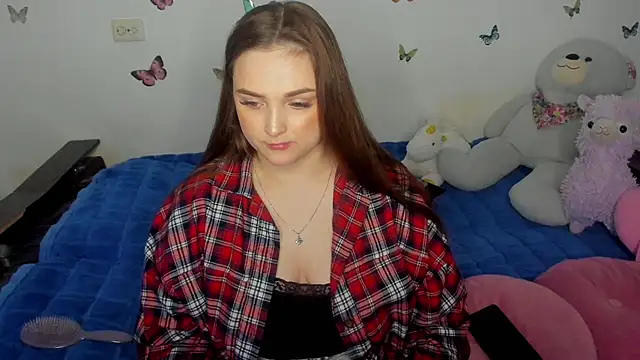 Snapshot of NataliEvans chatting on January 2026 06:22:02 PM NataliEvans online show from January 2026 06:22:02 PM