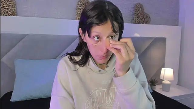 Snapshot of Mariana_Joness chatting on April 2026 02:45:01 AM Mariana Joness online show from April 2026 02:45:01 AM