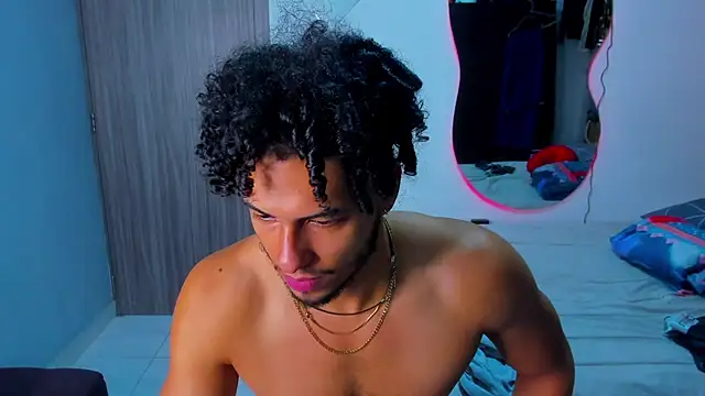 Kris Khalifa69 online show from December 2025 05:51:01 PM