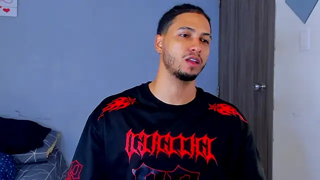 Kris Khalifa69 online show from March 2026 10:42:01 PM