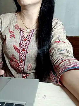 Chanchal--Navya online show from May 2026 05:40:01 PM