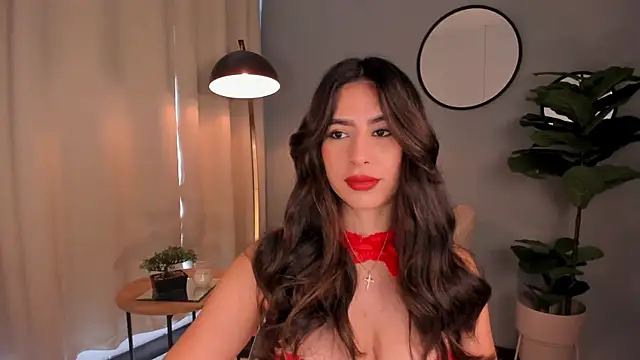 Snapshot of LiaPearce chatting on December 2024 03:10:01 PM LiaPearce online show from December 2024 03:10:01 PM