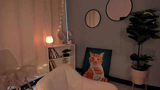 Snapshot of LiaPearce chatting on October 2025 12:24:01 PM LiaPearce online show from October 2025 12:24:01 PM