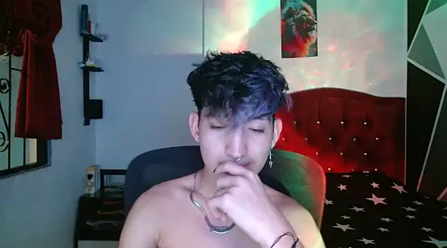 Snapshot of littlextreme chatting on December 2024 06:21:01 AM littlextreme online show from December 2024 06:21:01 AM