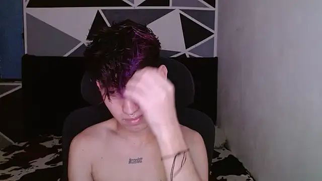 Snapshot of littlextreme chatting on December 2024 02:55:02 AM littlextreme online show from December 2024 02:55:02 AM