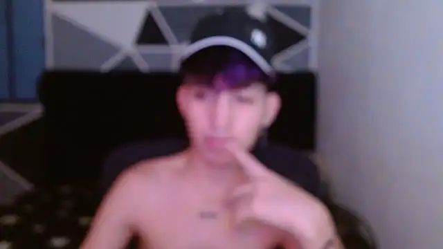 Snapshot of littlextreme chatting on December 2024 03:20:01 AM littlextreme online show from December 2024 03:20:01 AM