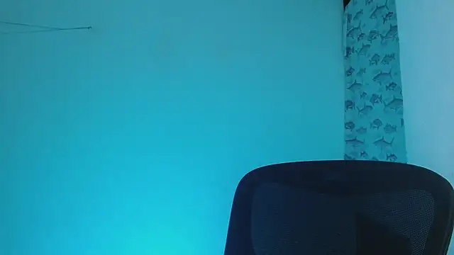 Snapshot of littlextreme chatting on February 2025 10:21:02 AM littlextreme online show from February 2025 10:21:02 AM