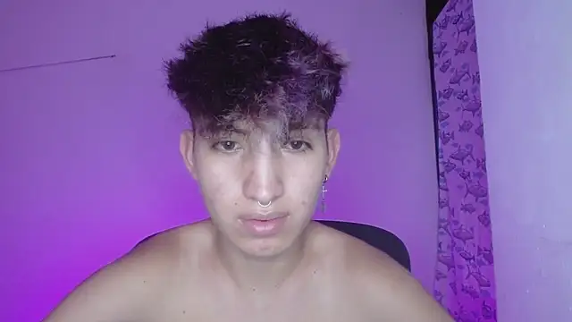 Snapshot of littlextreme chatting on February 2025 01:40:02 AM littlextreme online show from February 2025 01:40:02 AM