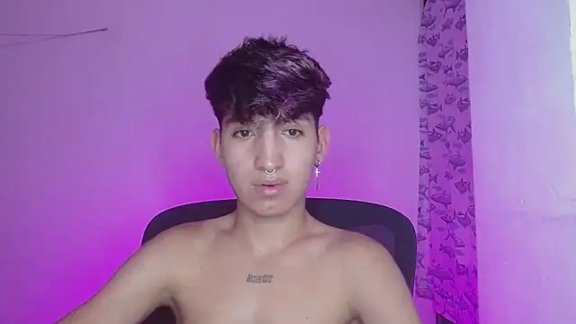 Snapshot of littlextreme chatting on February 2025 07:22:01 AM littlextreme online show from February 2025 07:22:01 AM