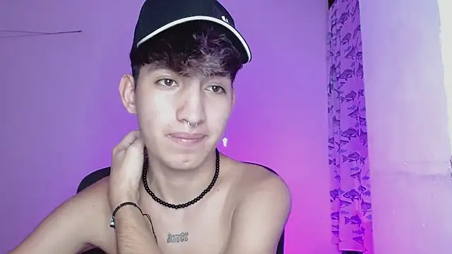 Snapshot of littlextreme chatting on February 2025 09:21:01 AM littlextreme online show from February 2025 09:21:01 AM