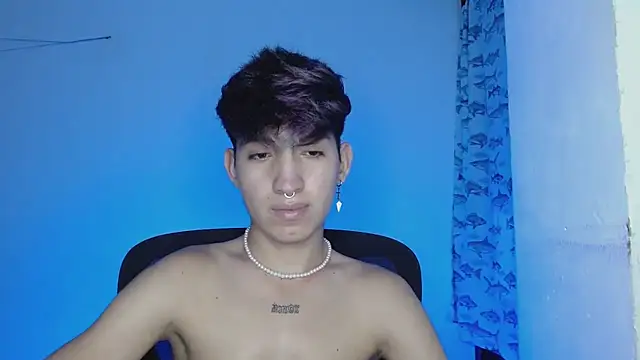 Snapshot of littlextreme chatting on March 2025 09:51:01 AM littlextreme online show from March 2025 09:51:01 AM