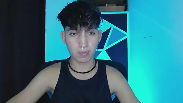 Snapshot of littlextreme chatting on March 2025 01:25:02 AM littlextreme online show from March 2025 01:25:02 AM