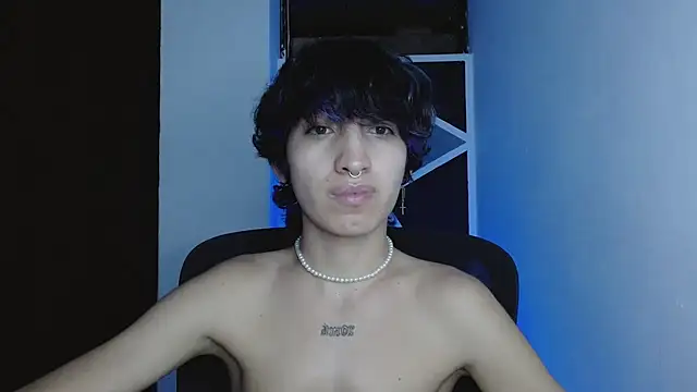 Snapshot of littlextreme chatting on February 2026 06:26:01 AM littlextreme online show from February 2026 06:26:01 AM